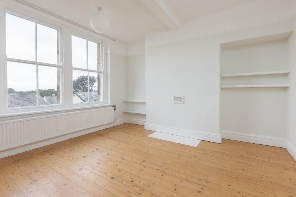 4 bedroom terraced house for sale in Westbourne Road, Lancaster, LA1