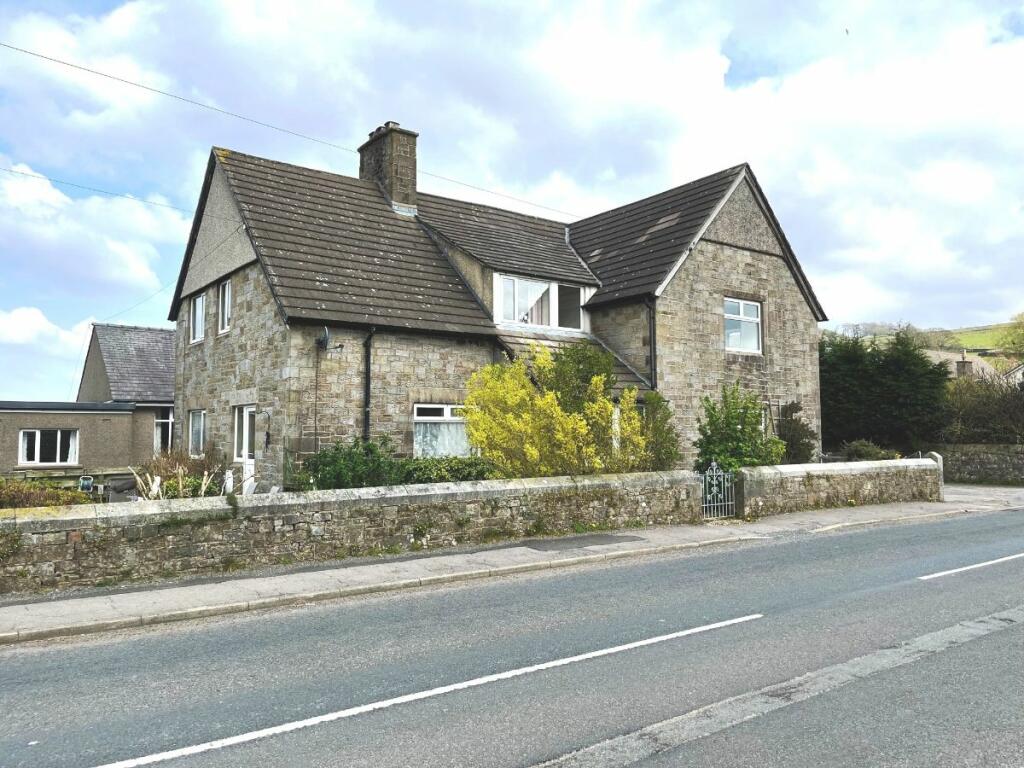 5 bedroom cottage for sale in Chapel House & Wesley House, Quernmore, LA2