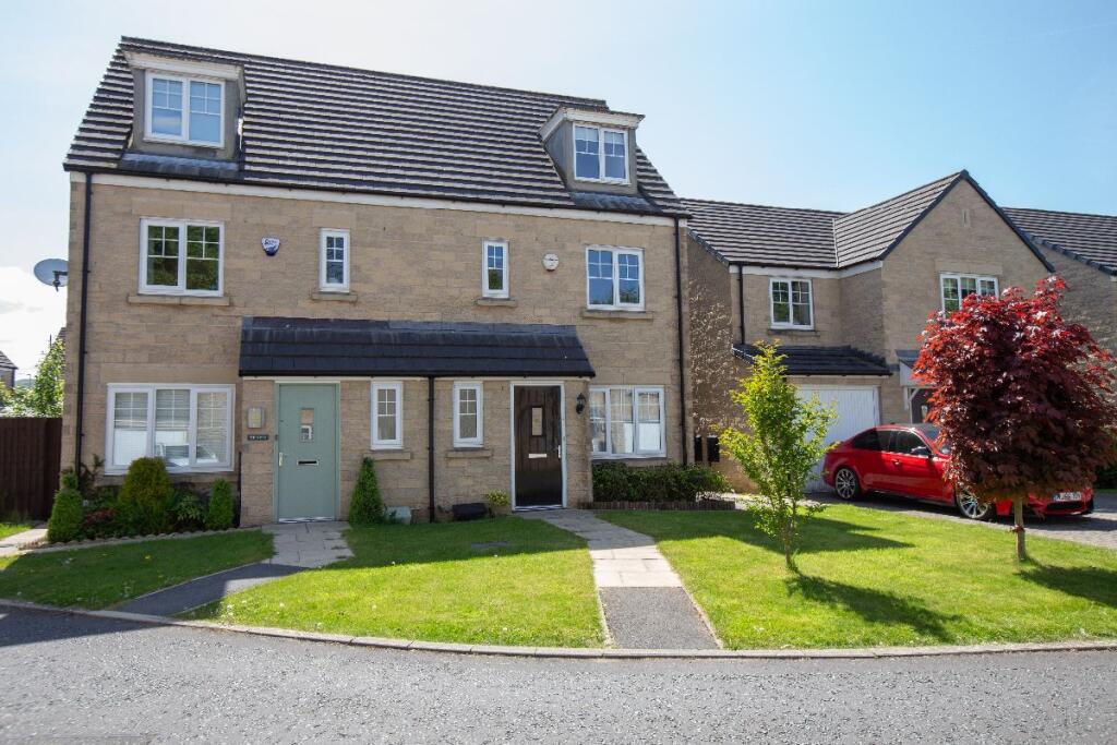 Main image of property: Moor Platt, Caton, LA2 9BF
