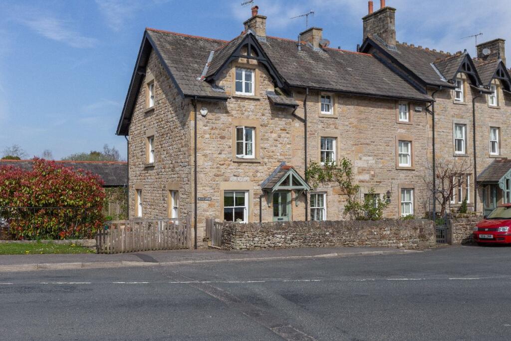 Main image of property: Bridge Cottage, Wennington