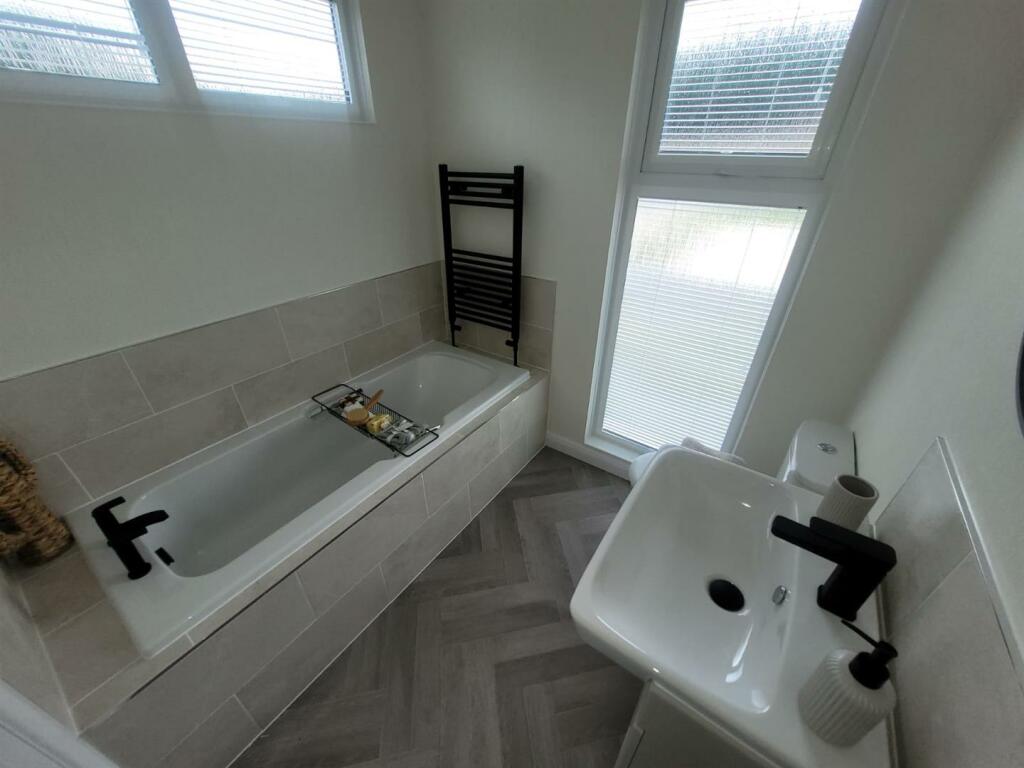 Additional property image - The Broyle, Halland