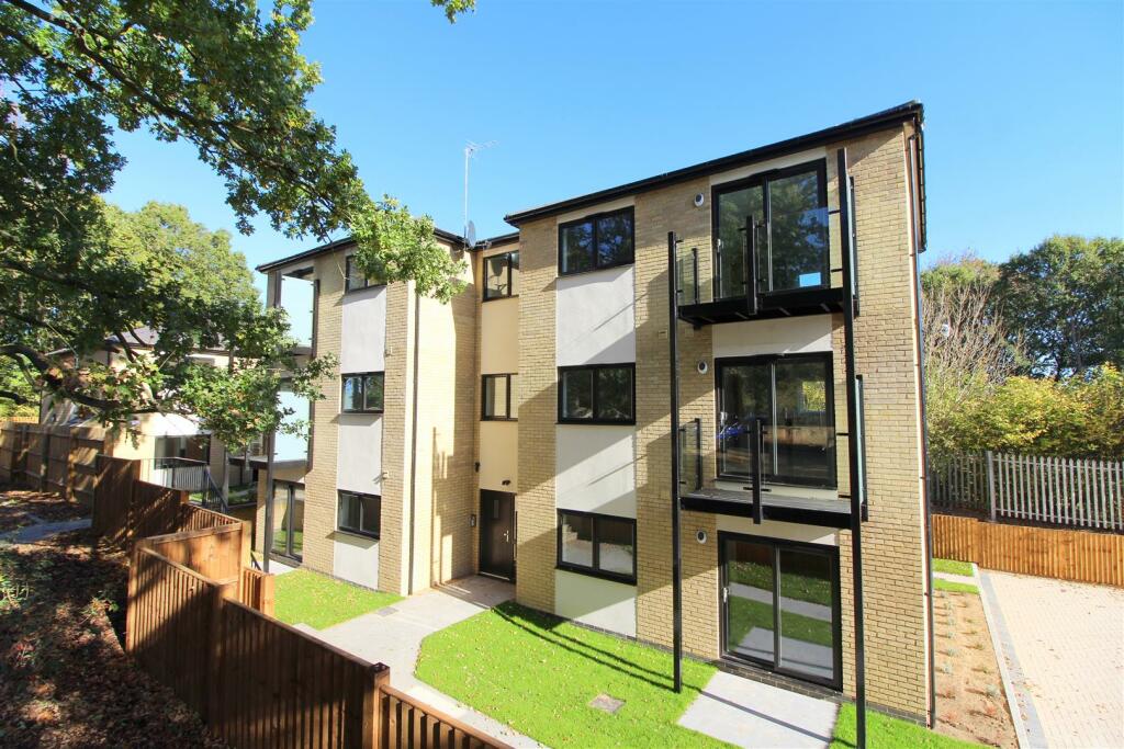 1 bedroom apartment for sale in 15 Sandridge Park, St Albans, AL3