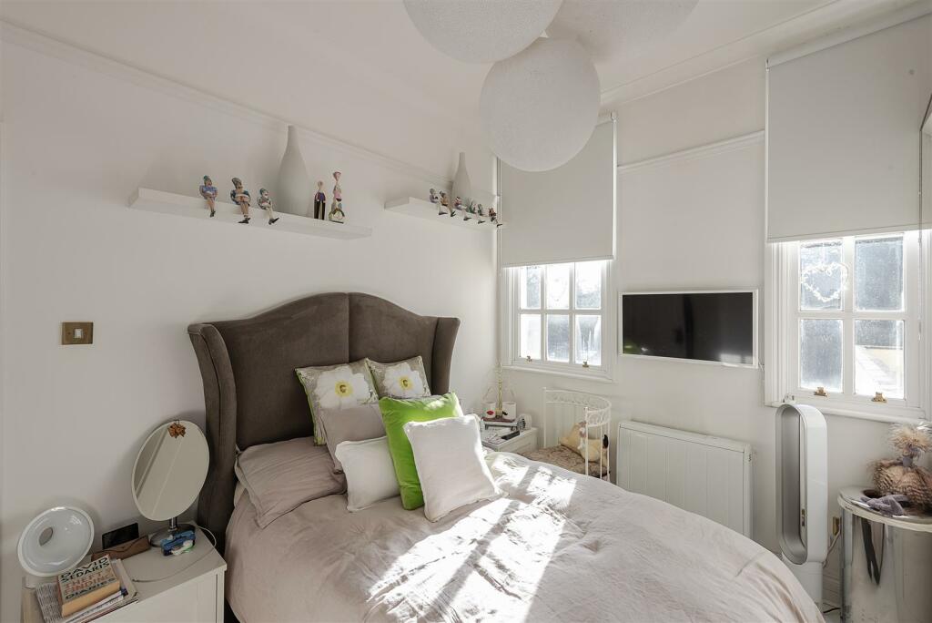 Additional property image - Highfield Lane, Tyttenhanger, St Albans