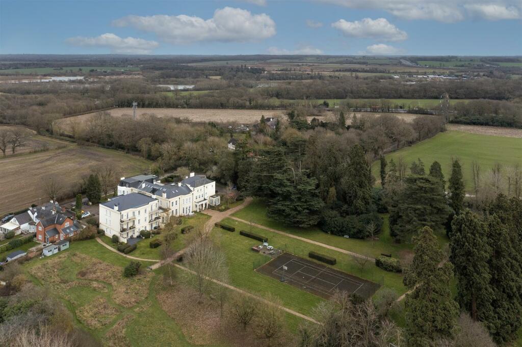 Additional property image - Highfield Lane, Tyttenhanger, St Albans