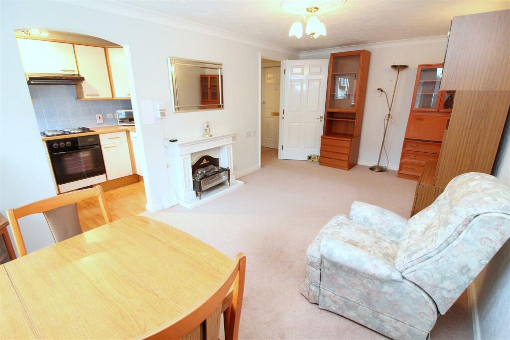 Additional property image - Marlborough Road, St. Albans