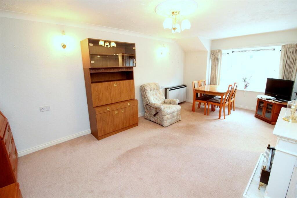 Additional property image - Marlborough Road, St. Albans