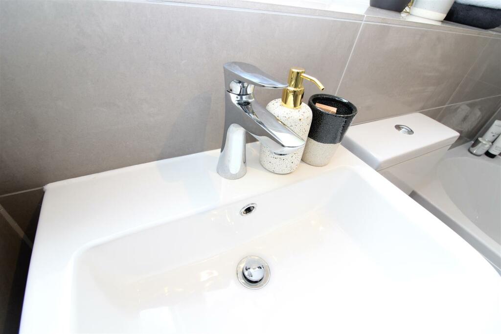 Additional property image - 15 Sandridge Park, St Albans