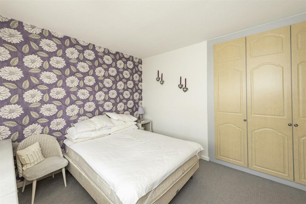 Additional property image - Swans Close, St. Albans