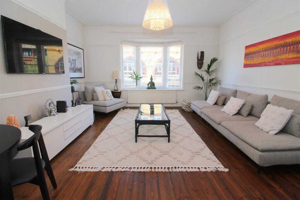 Additional property image - London Road, St. Albans