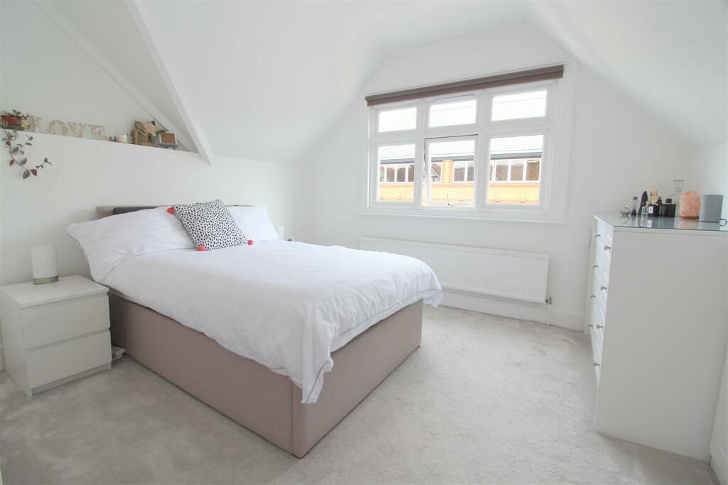 Additional property image - London Road, St. Albans