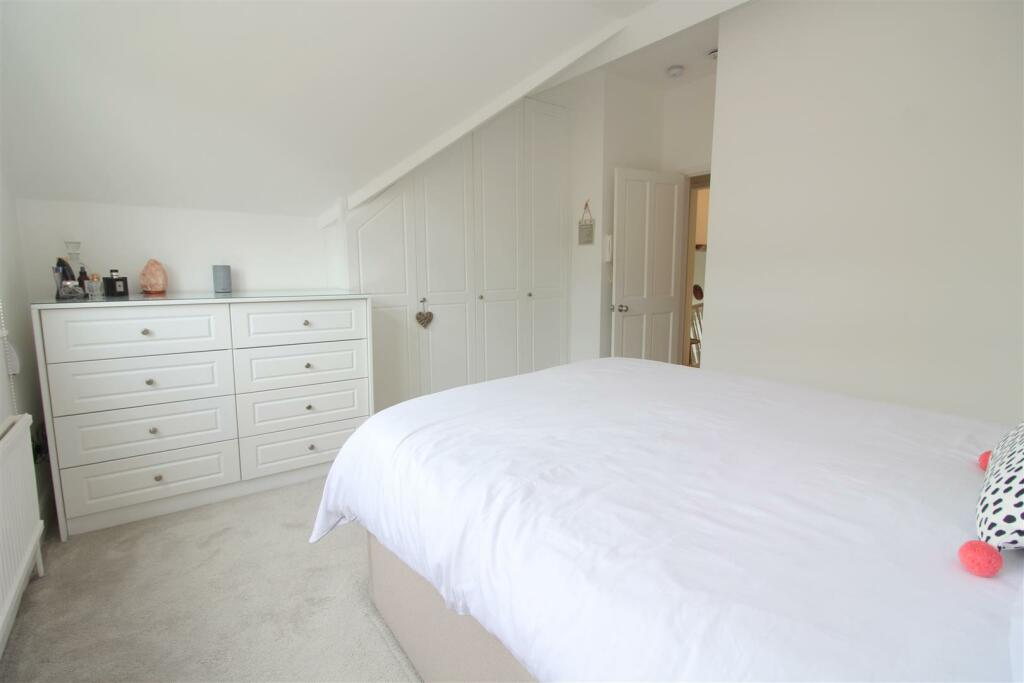 Additional property image - London Road, St. Albans