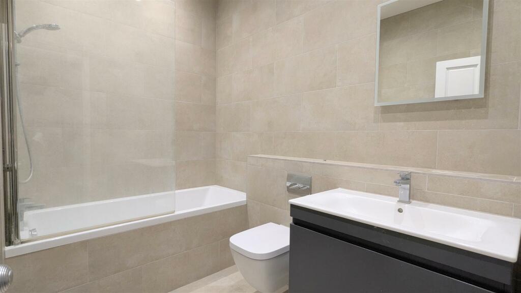 Additional property image - London Road, St. Albans