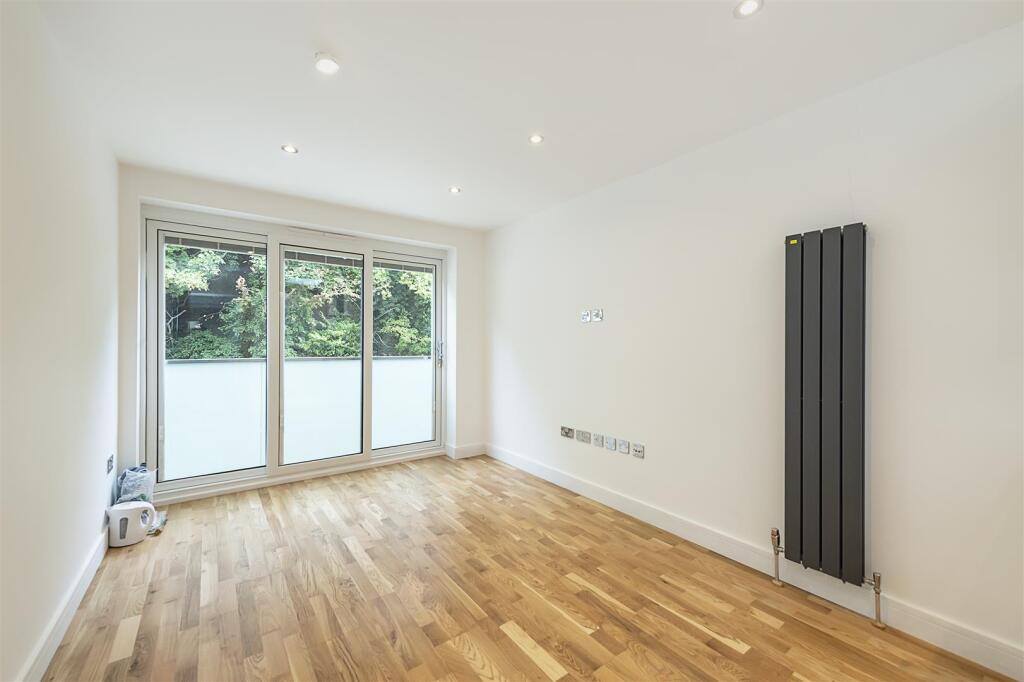 Additional property image - Priory Court Old London Road St Albans Hertfordshire