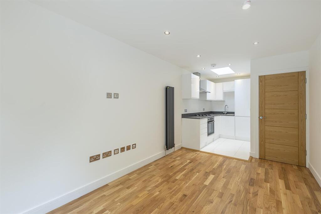 Additional property image - Priory Court Old London Road St Albans Hertfordshire