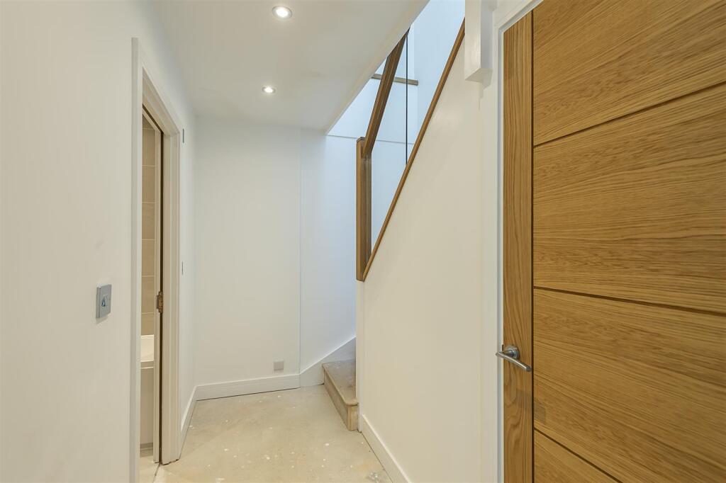 Additional property image - Priory Court Old London Road St Albans Hertfordshire