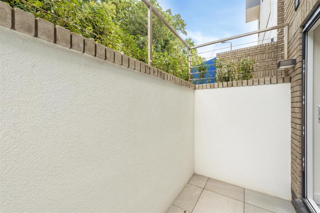 Additional property image - Priory Court Old London Road St Albans Hertfordshire