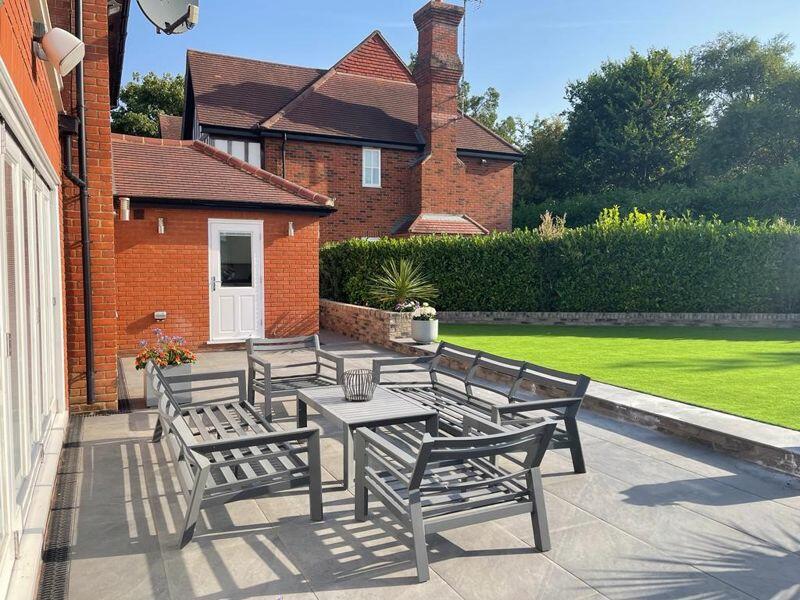 5 bedroom detached house for sale in Orsett Village, RM16