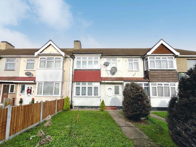 Main image of property: London Road, Grays, RM17