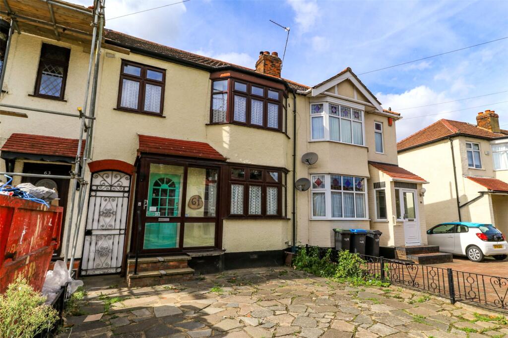 Main image of property: Carnarvon Avenue, Enfield, Middlesex, EN1