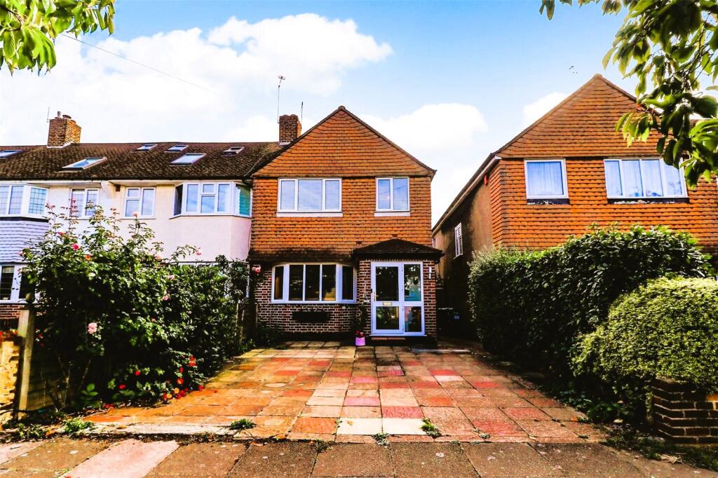 Main image of property: Kenilworth Crescent, Enfield, Middlesex, EN1