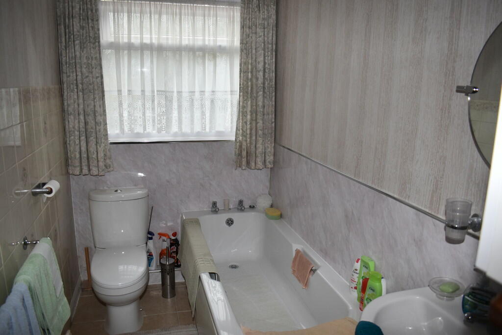 Additional property image - Leafy Way