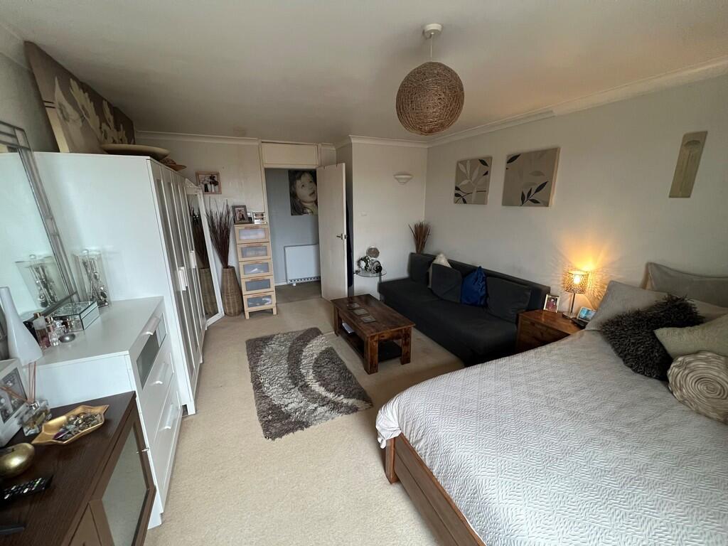Additional property image - Lower Kewstoke Road
