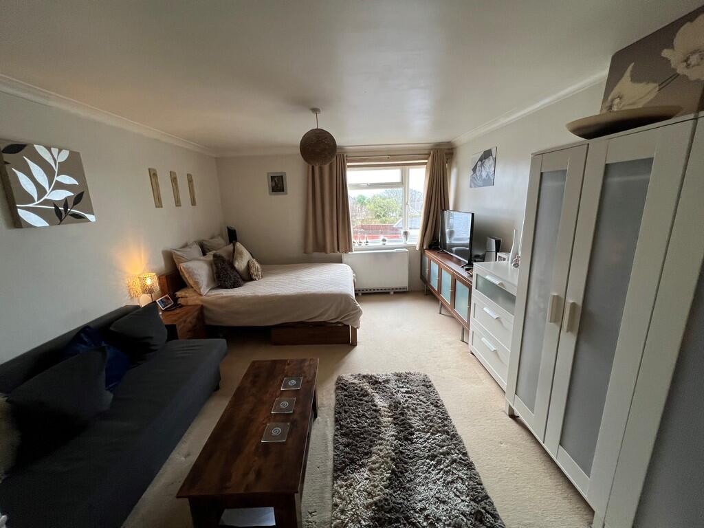 Additional property image - Lower Kewstoke Road