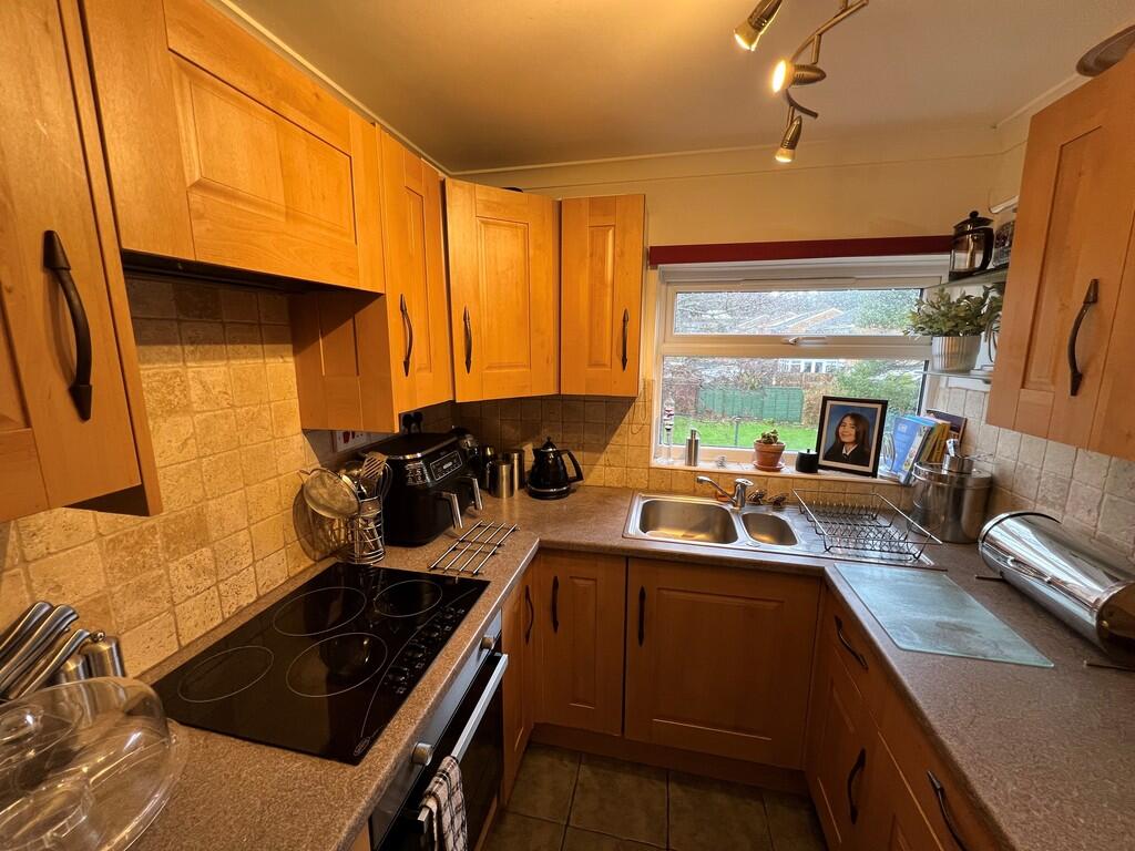 Additional property image - Lower Kewstoke Road