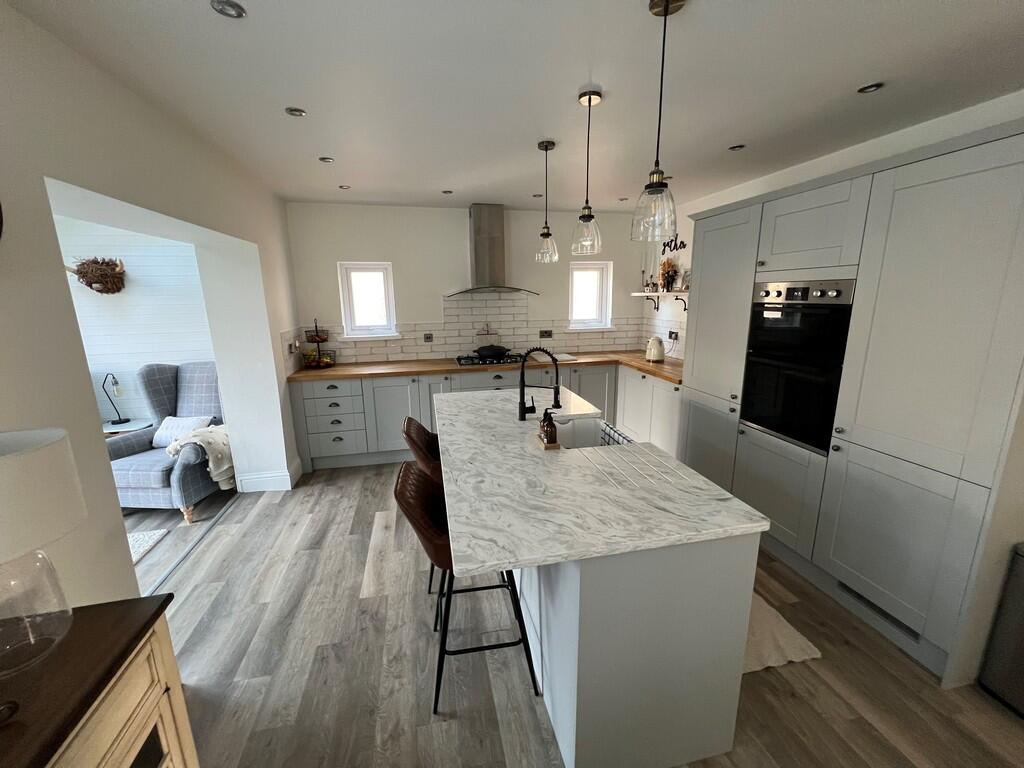 Additional property image - Farm Road