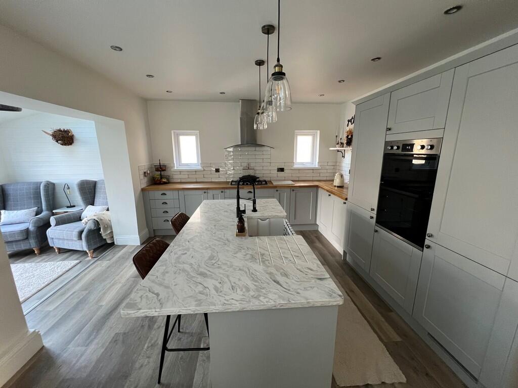 Additional property image - Farm Road