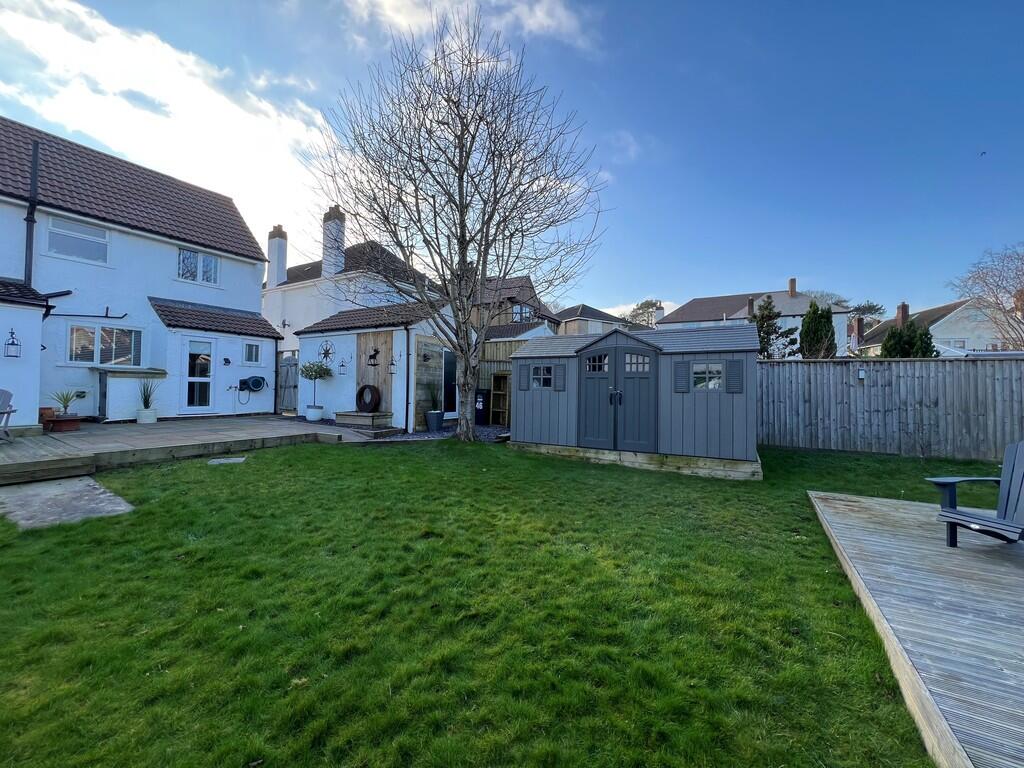 Additional property image - Farm Road