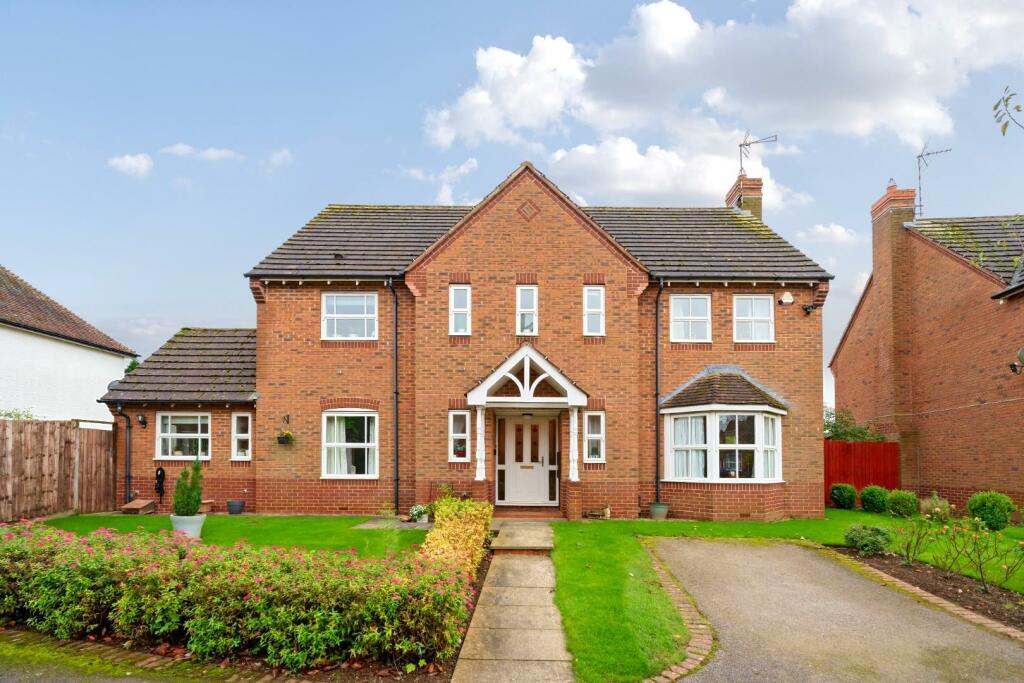 4 bedroom detached house for sale in Old Charity Farm, Stoughton, Leicestershire, LE2