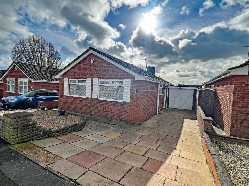 2 bedroom detached bungalow for sale in Lee Rise, Ratby, Leicestershire, LE6