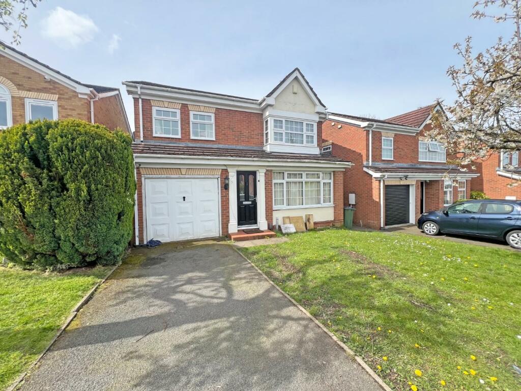 4 bedroom detached house for sale in Wheatfield Close, Glenfield