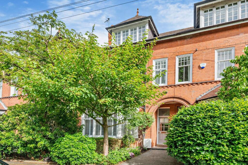 Main image of property: Knighton Drive, Stoneygate, Leicester