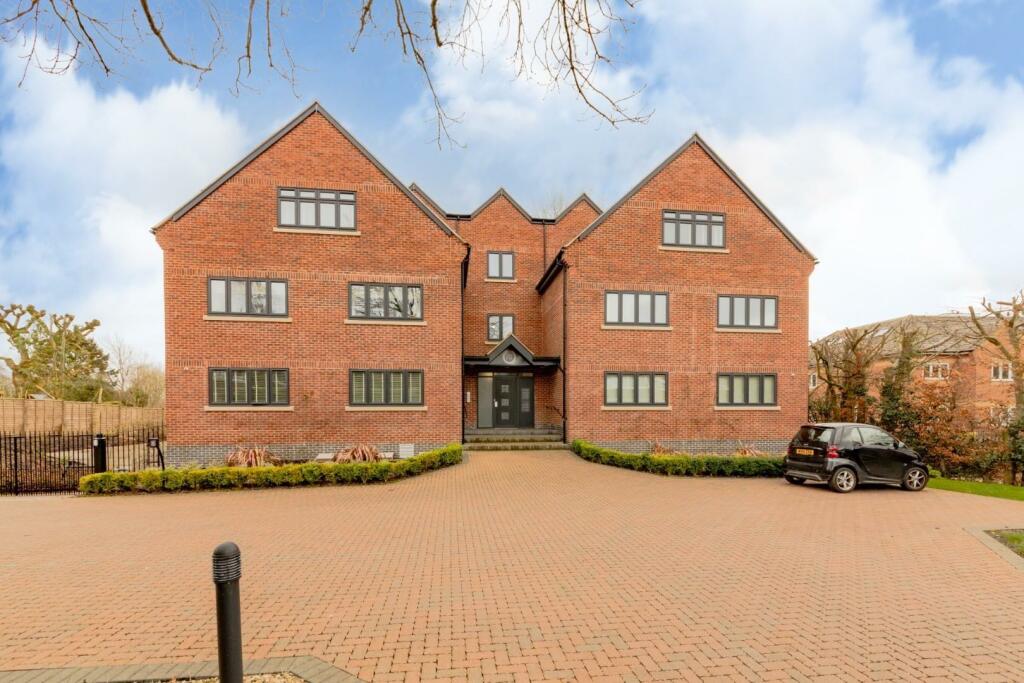 2 bedroom apartment for sale in Evington Lane, Leicester, LE5