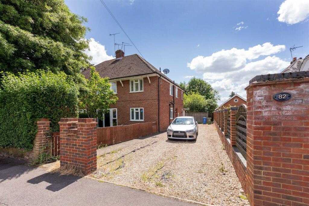 2 bedroom for sale in Ray Mill Road East, Maidenhead, SL6