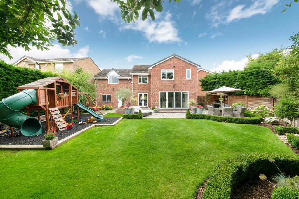 Main image of property: Heron Drive, Wakefield, WF2