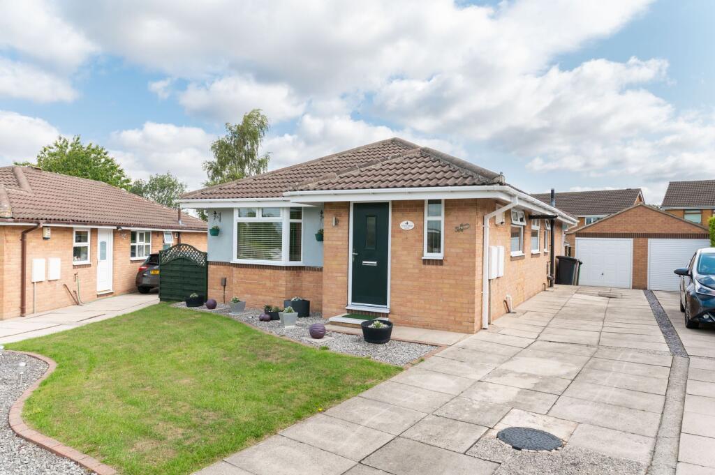 Main image of property: Velvet Wood Close, Pogmoor, Barnsley, S75 2NZ