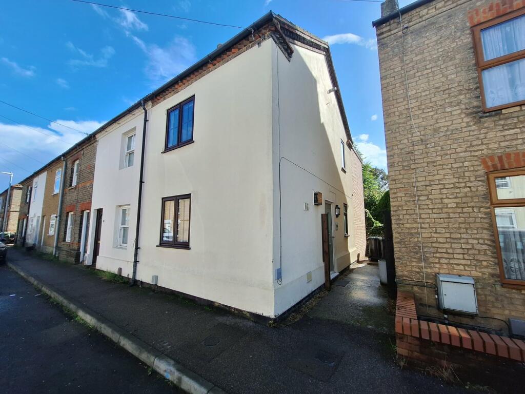 Main image of property: Lawrence Road, Biggleswade, SG18