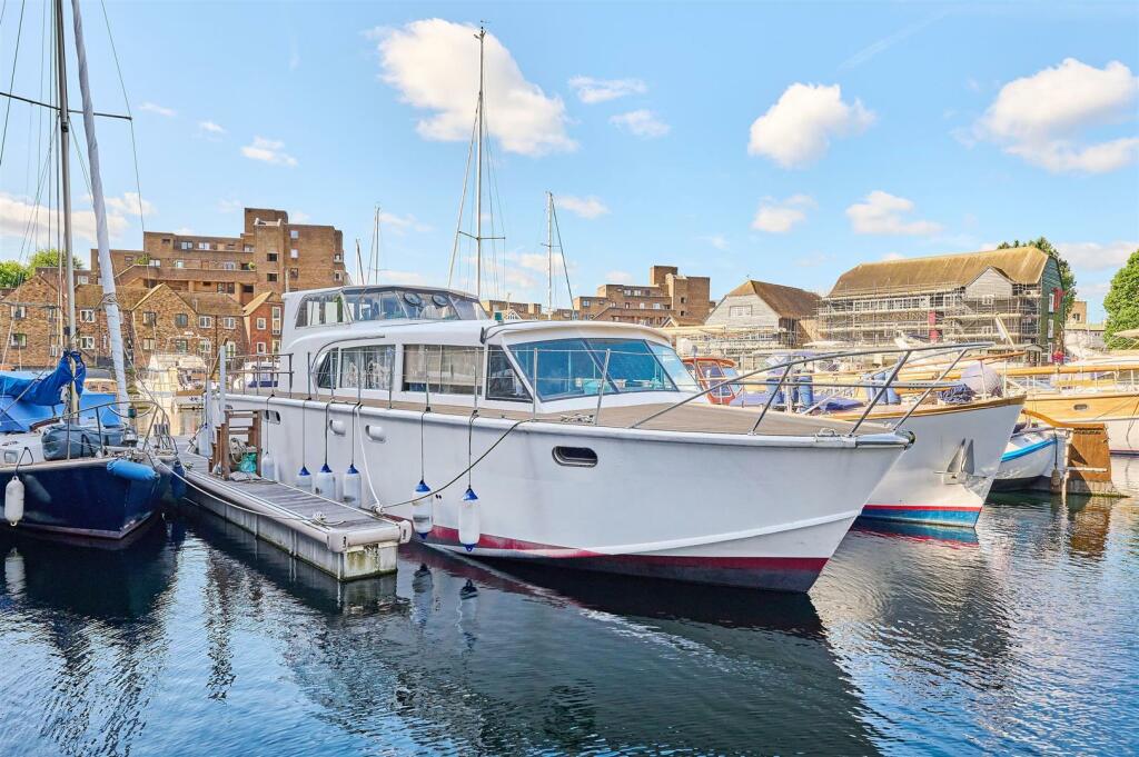 Main image of property: St Katharine Docks, Wapping, E1W