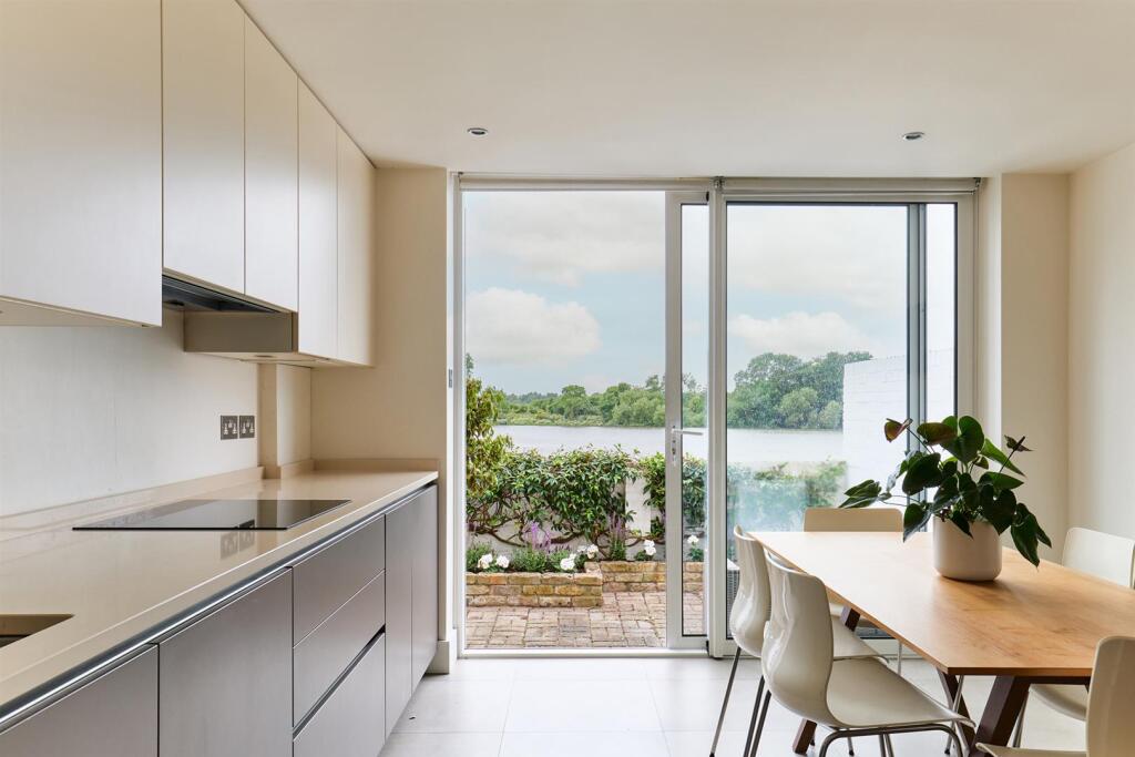 Main image of property: Crabtree Lane, Fulham, SW6