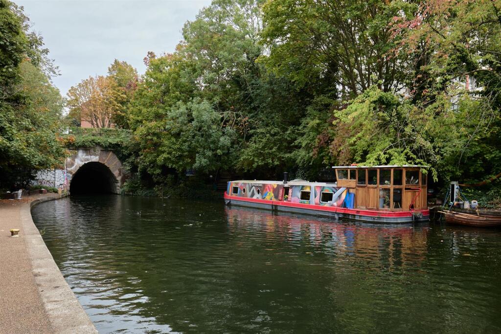Main image of property: The Moorings, Fife Terrace, N1
