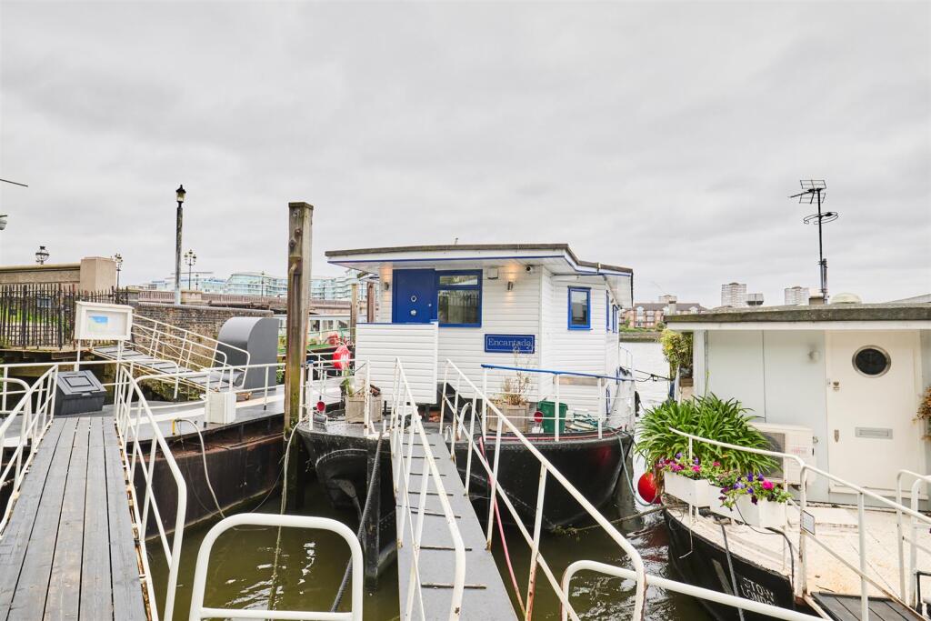 Main image of property: Cheyne Walk, Chelsea, SW10
