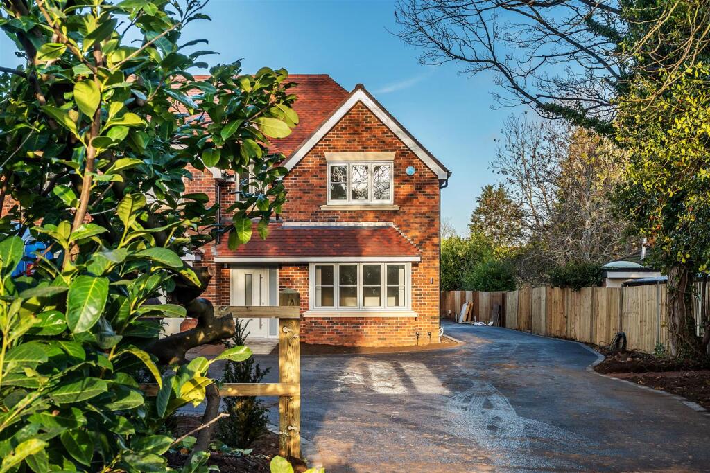 Main image of property: LOWER ROAD, BOOKHAM KT23