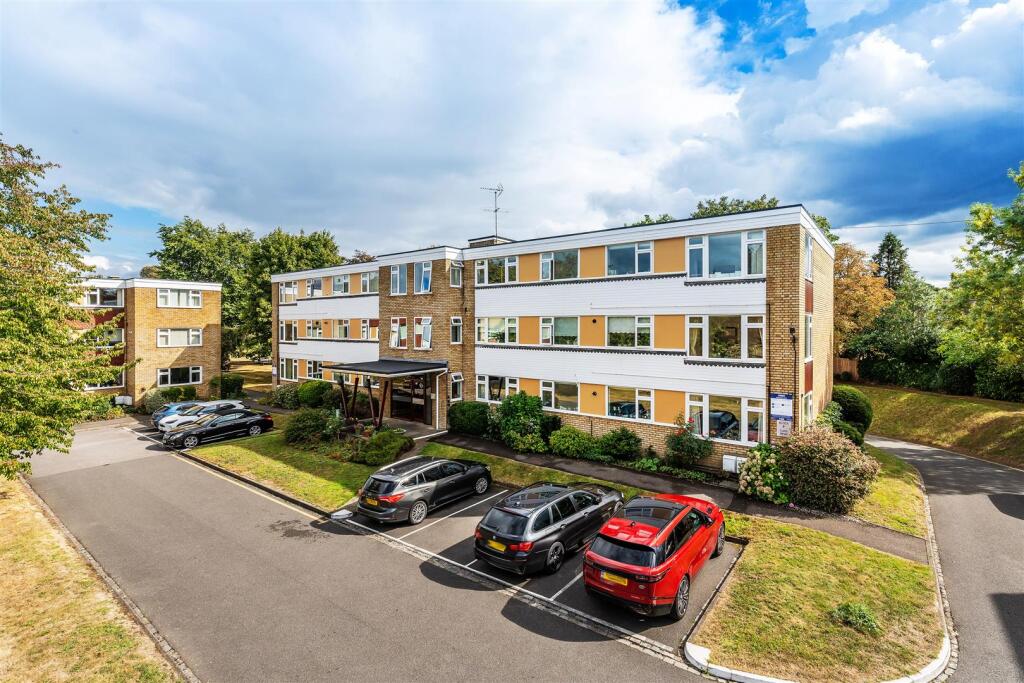 Main image of property: AVENUE ROAD, EPSOM, KT18