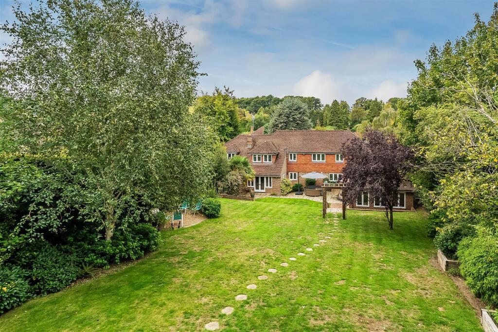 Main image of property: GRAYS LANE, ASHTEAD, KT21