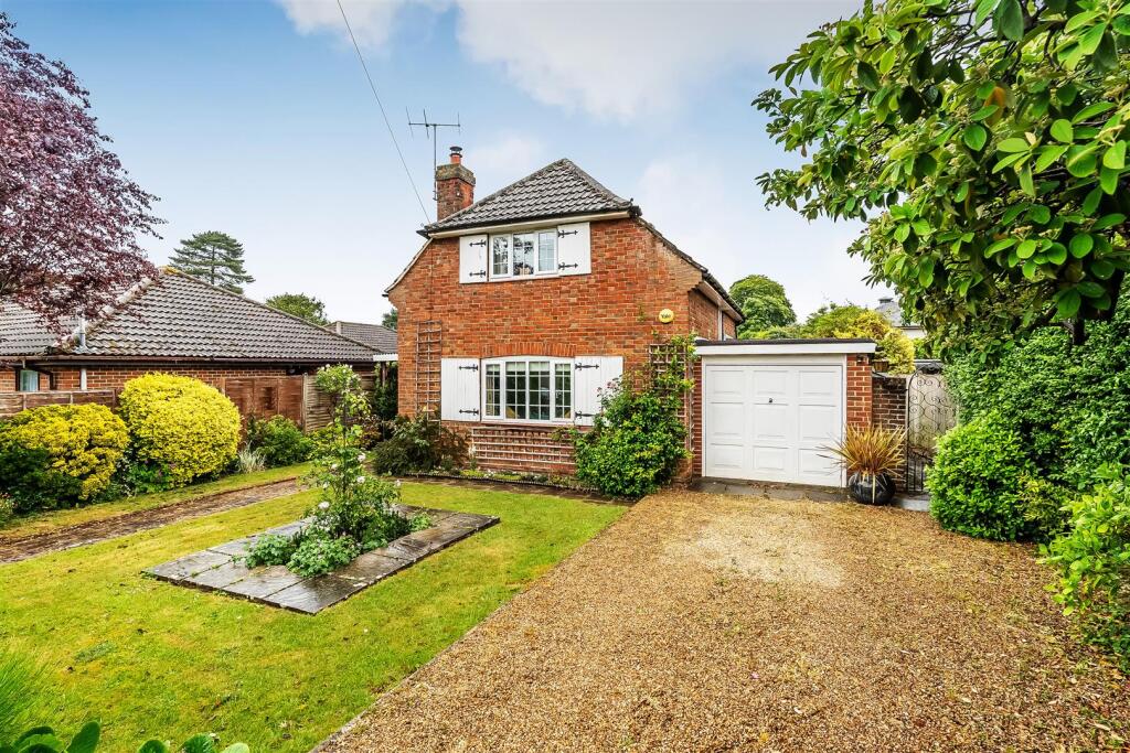 Main image of property: GREVILLE PARK ROAD, ASHTEAD, KT21