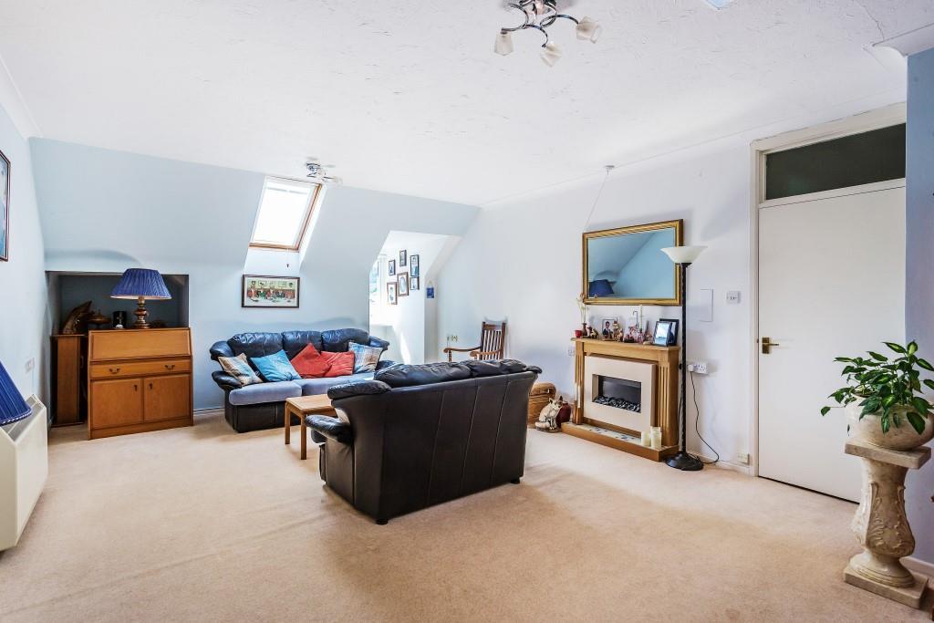 2 bedroom retirement property for sale in Canterbury Court, Dorking, RH4