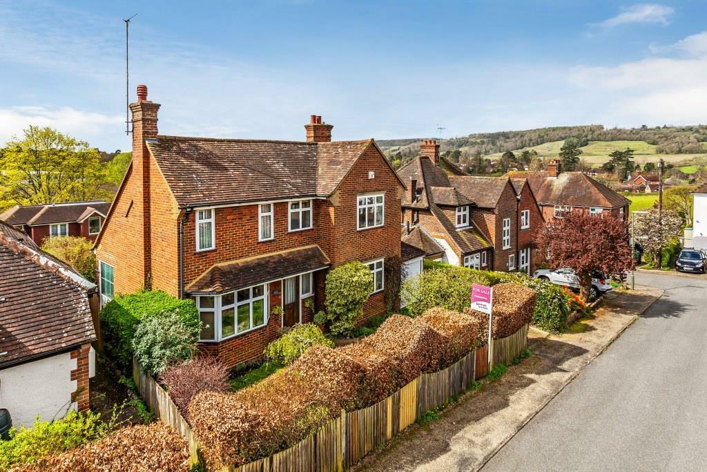 3 bedroom detached house for sale in West Bank, Dorking, RH4